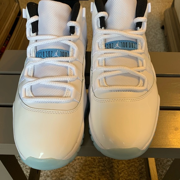 Jordan 11 Retro Low Legend Blue - Picture 3 of 8